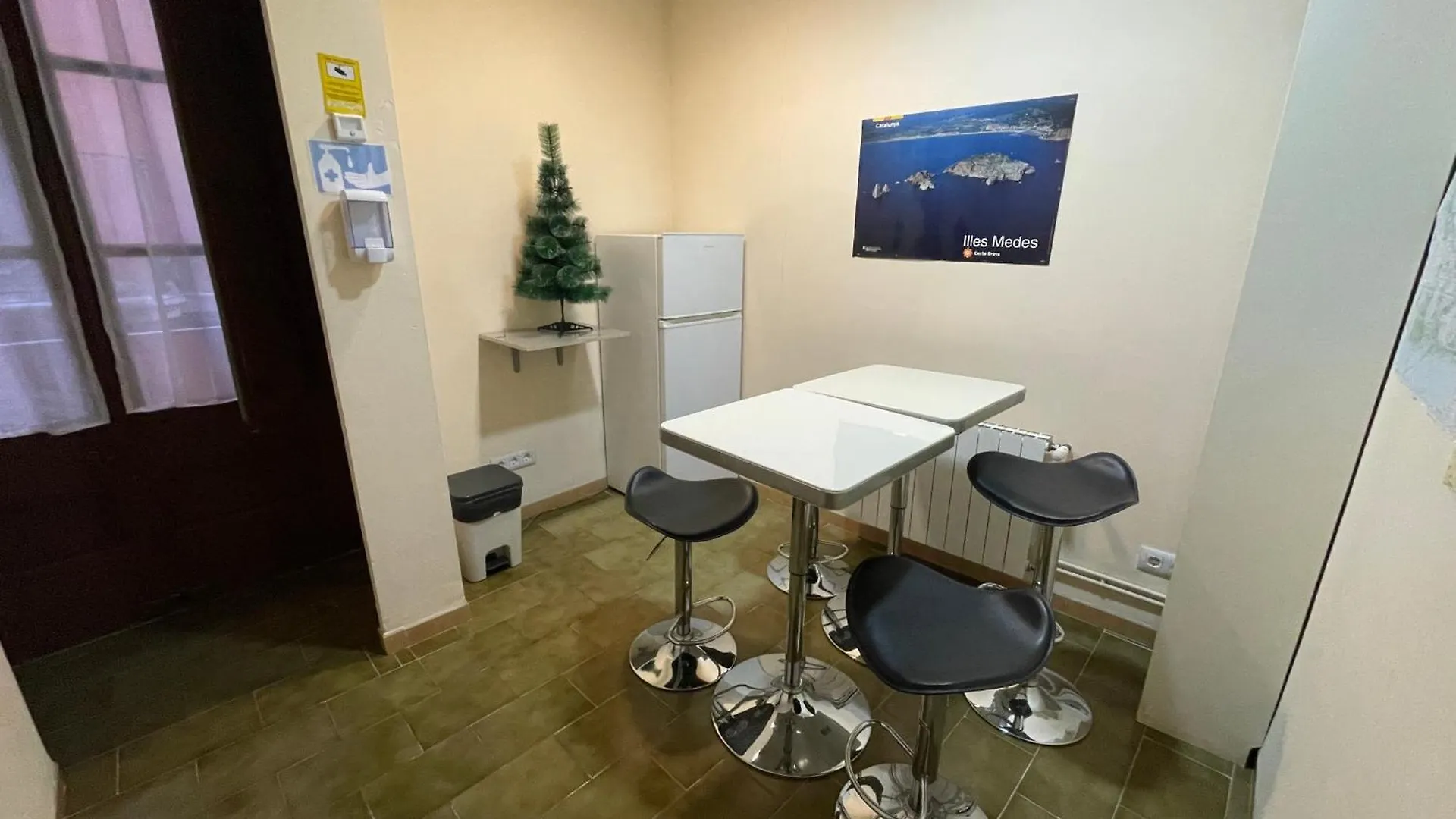 Pension Borras Girona Affittacamere