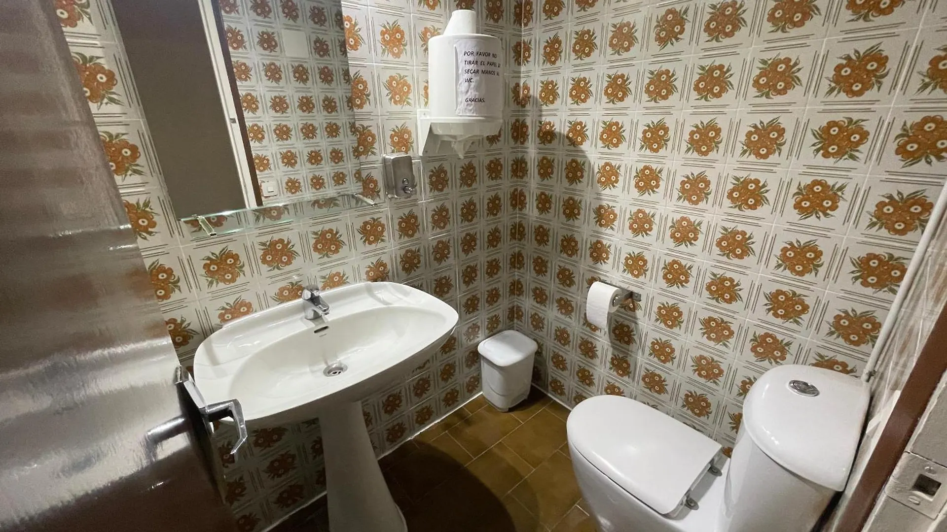 Pension Borras Girona Affittacamere